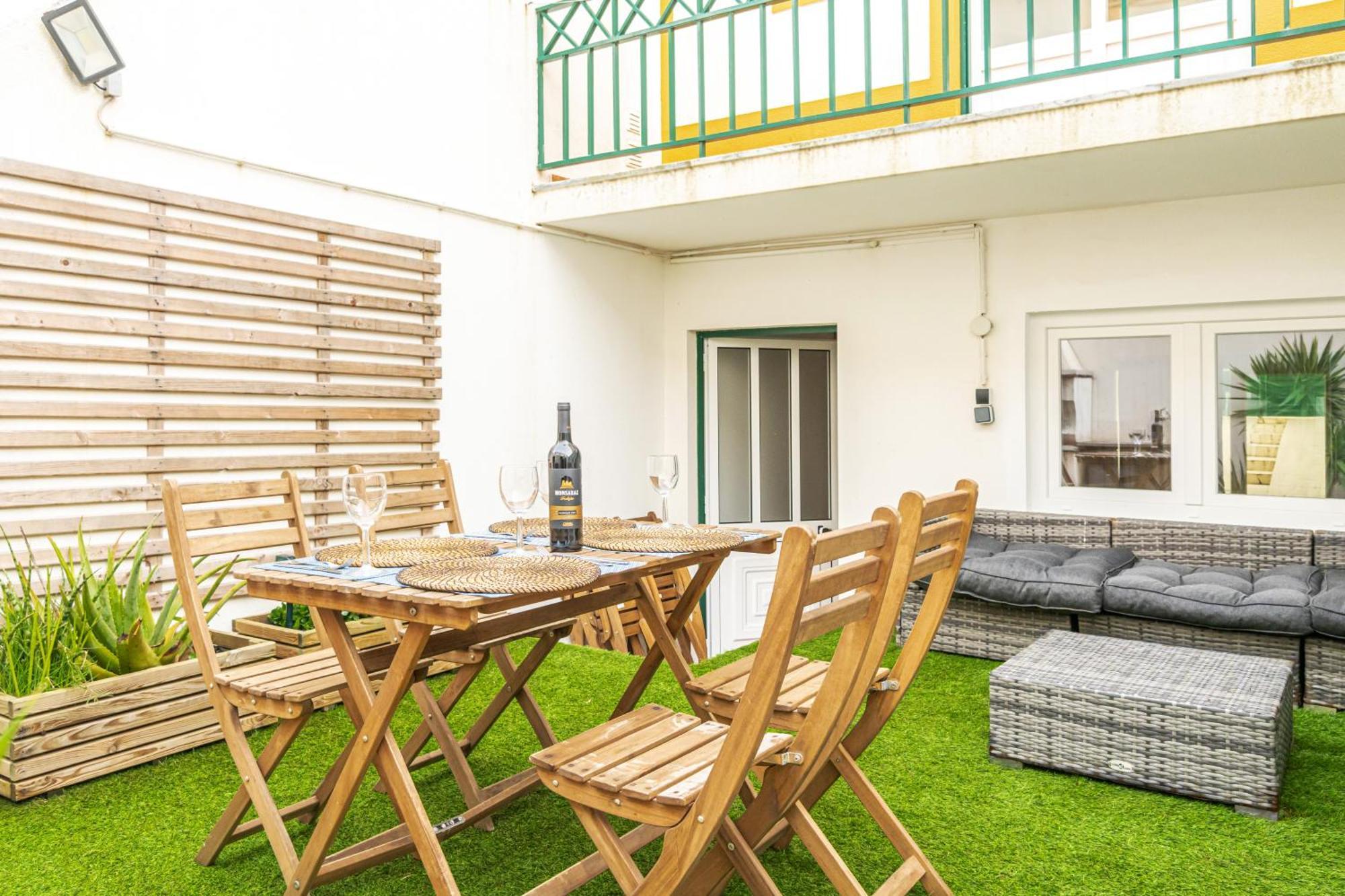 Baleal Happiness Surf House Villa Ferrel  Exterior foto