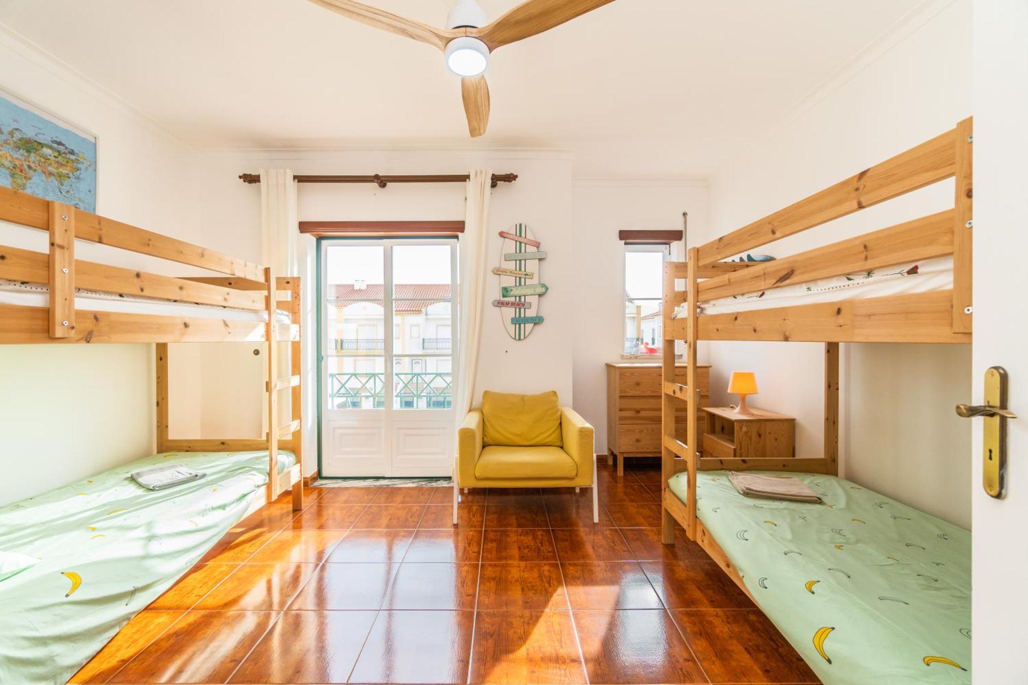 Baleal Happiness Surf House Villa Ferrel  Exterior foto