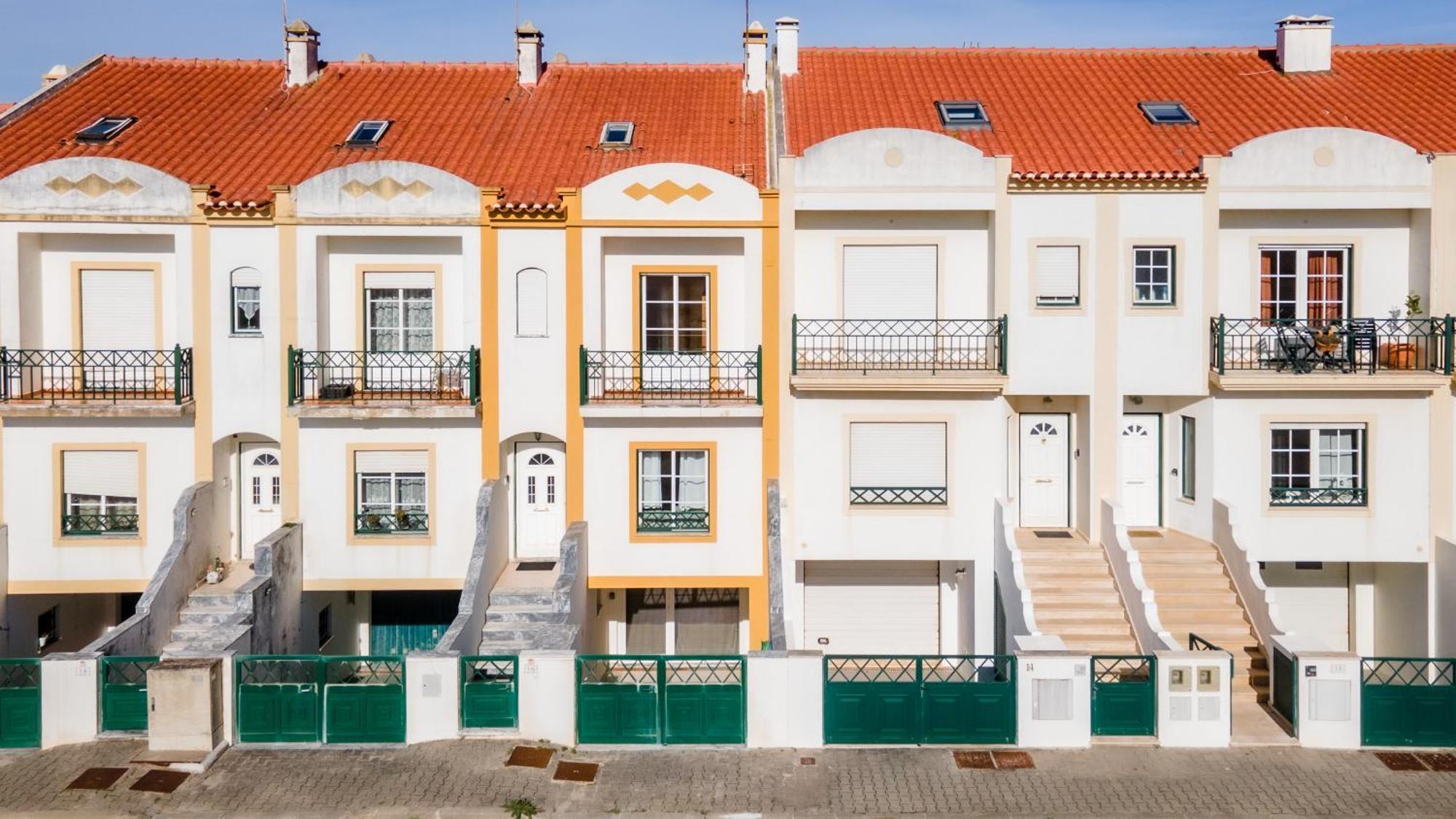 Baleal Happiness Surf House Villa Ferrel  Exterior foto